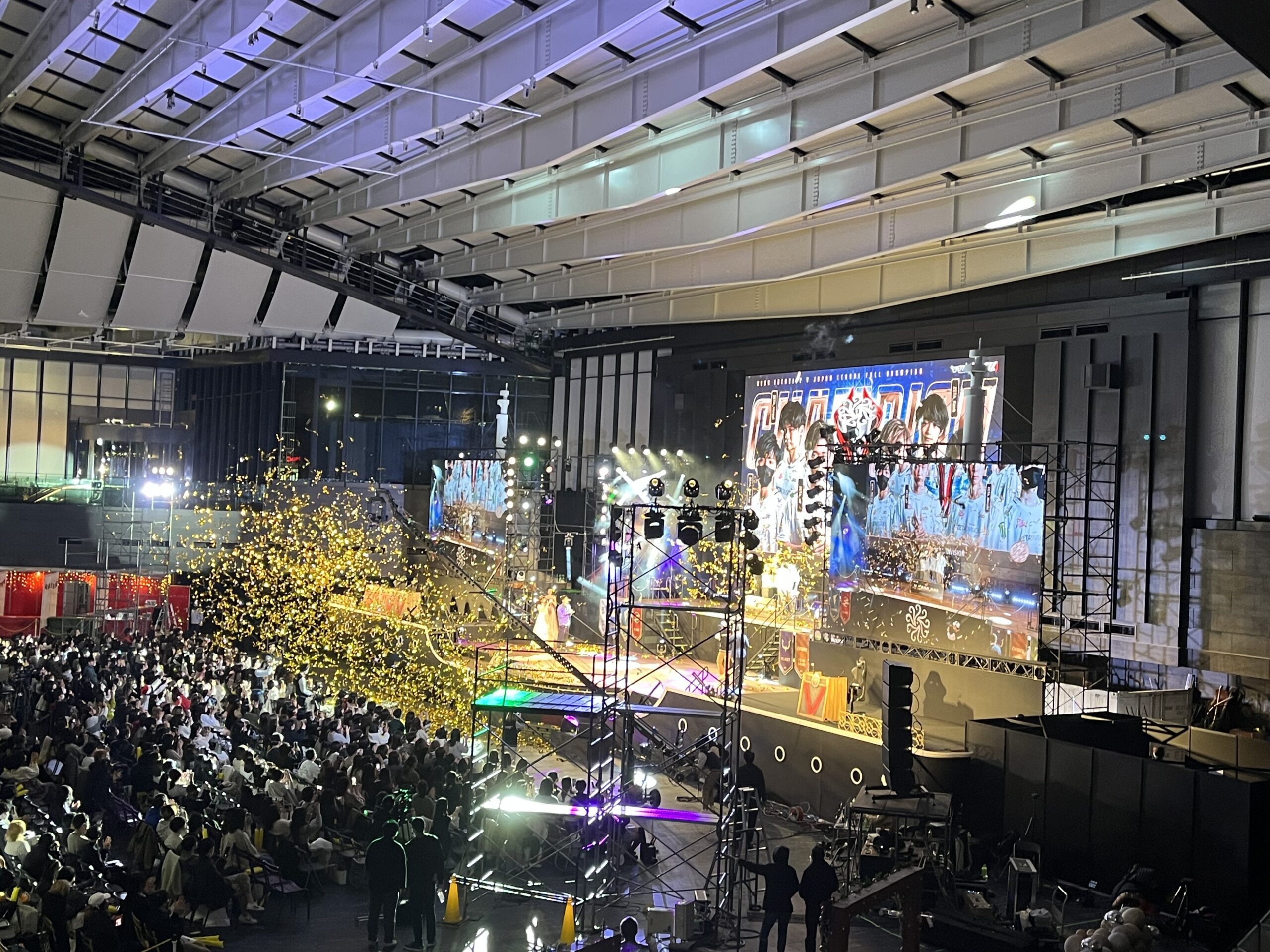 LEDビジョンと照明によるイベント空間